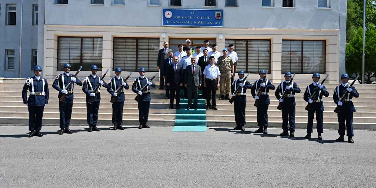 Vali Makas’tan Jandarma Teşkilatı’na anlamlı ziyaret