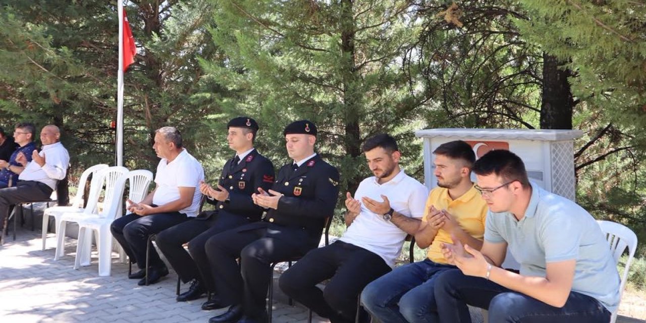 Şehit Ceylan, dualarla anıldı
