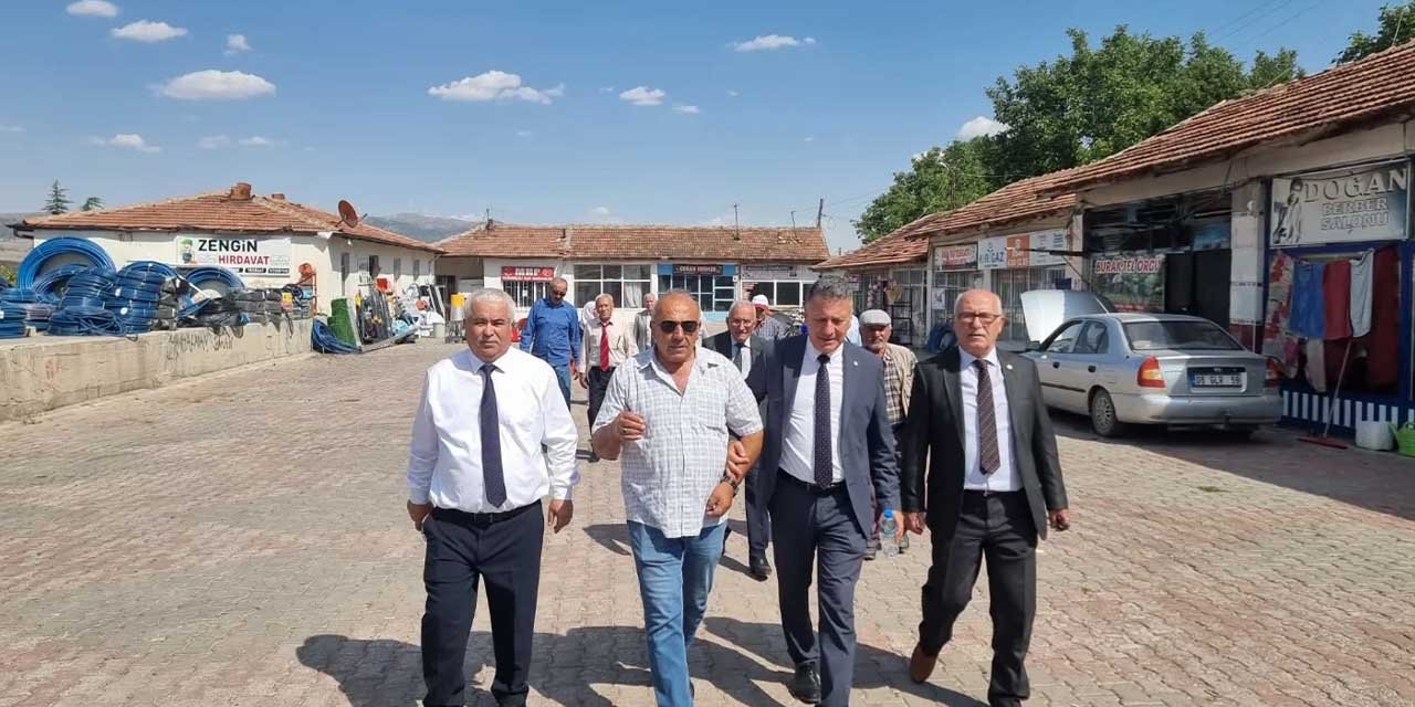İYİ Parti Karakeçili’de vatandaşla buluştu