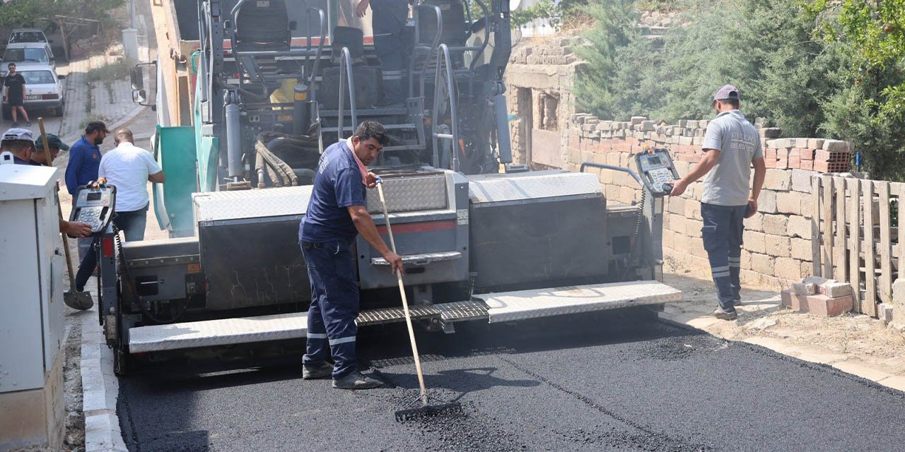 Gürler Mahallesi’nde asfalt atağı