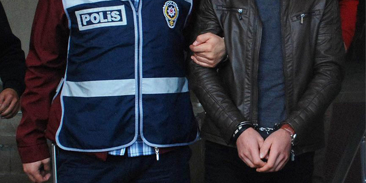 Dolandırıcılık suçundan aranan şahıs yakalandı