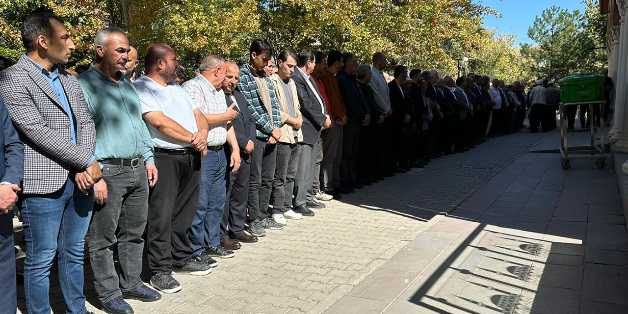 Yeşilyurt, dualarla uğurlandı