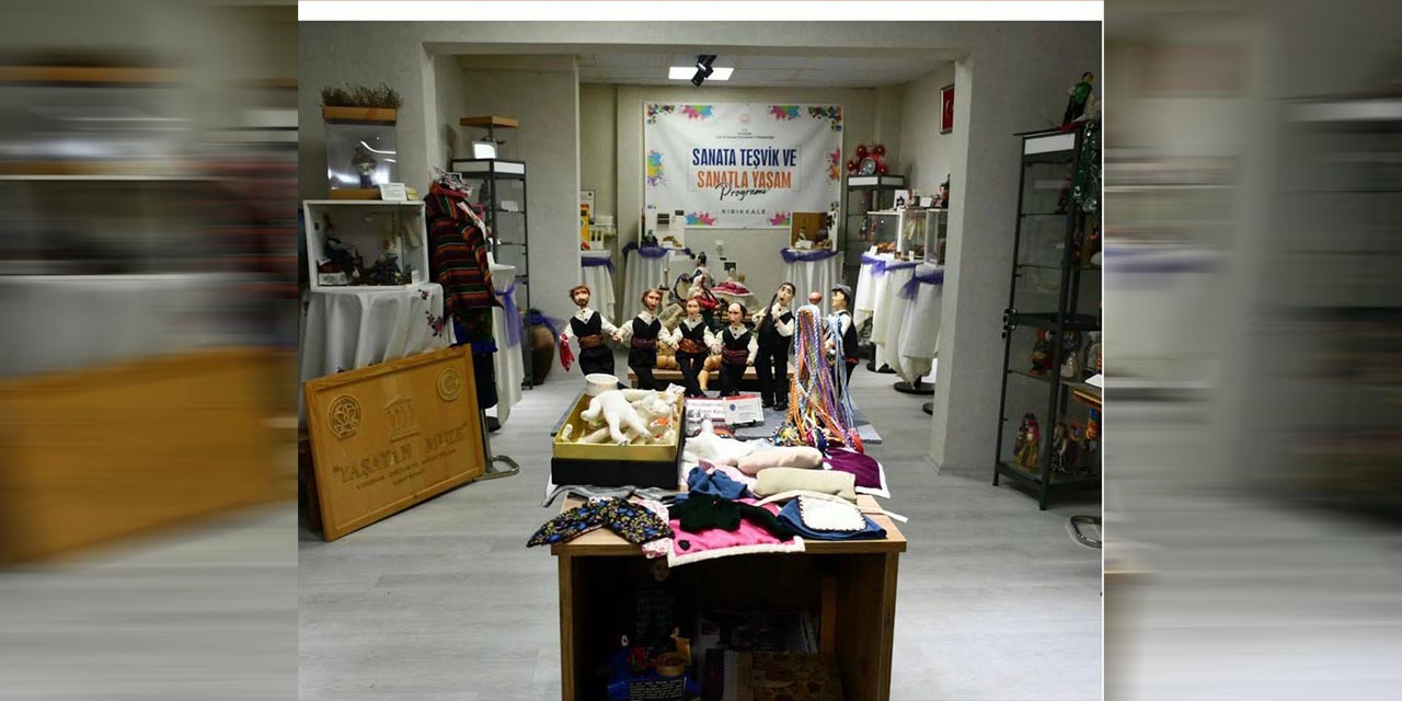 Şehit annelerinin el emeği sergisi duygulandırdı