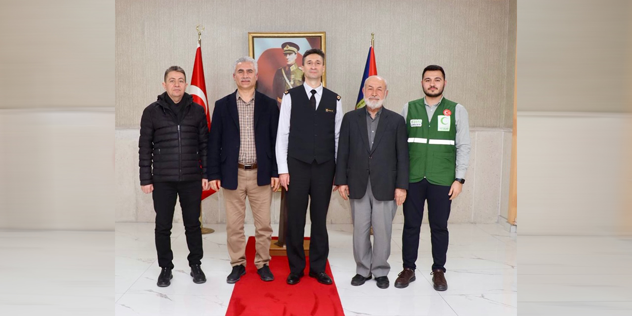 Yeşilay’dan İl Jandarma Komutanı Acar’a ziyaret