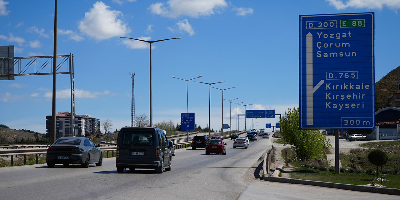 Kırıkkale ve Kırşehir araç sayısında yarışıyor
