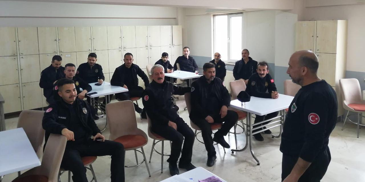 İtfaiye ekipleri hizmet içi eğitimi tamamladı