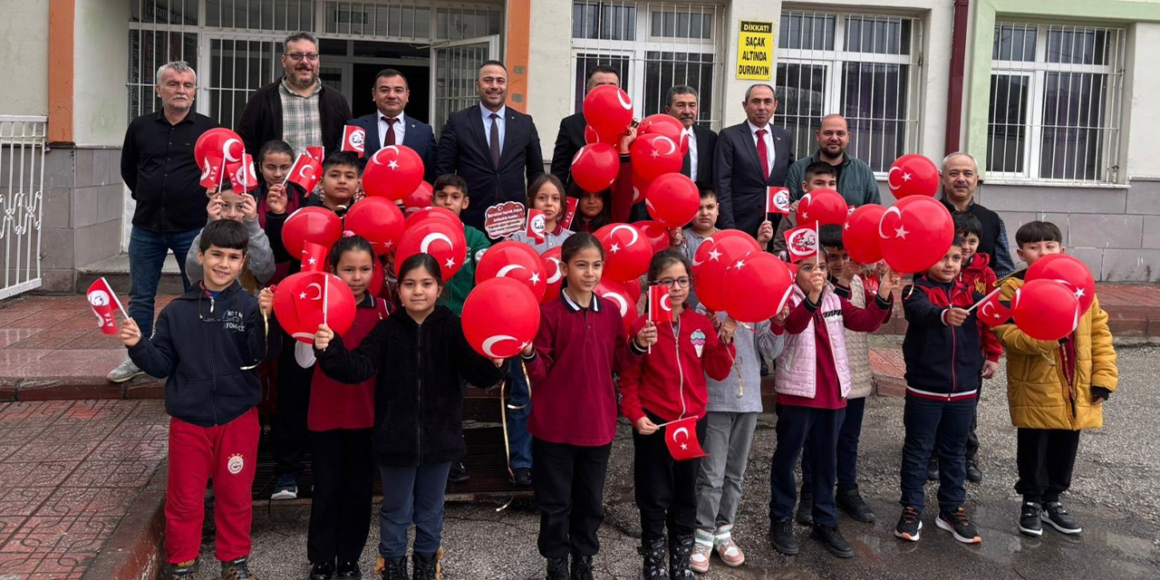 MHP’den Bayrak Haftası’nda anlamlı ziyaret