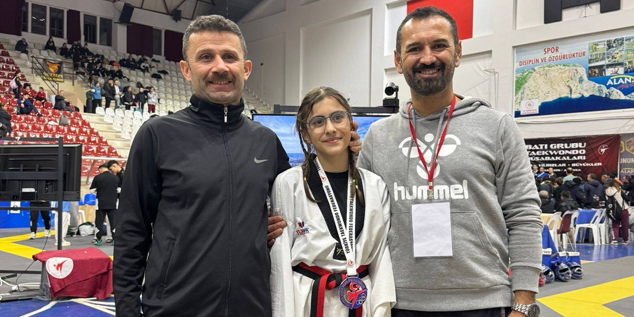 Liva Nas Dursun Türkiye üçüncüsü oldu