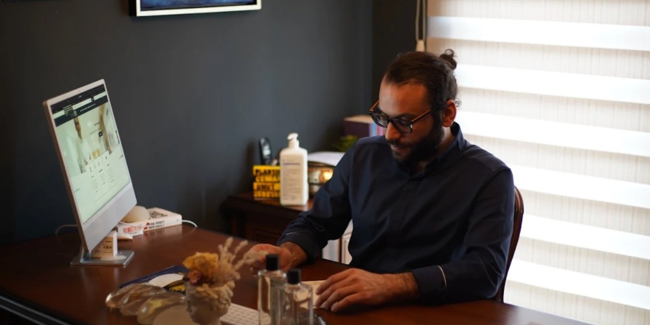 Doğal Sonuçlar Veren Cerrahi: Umut Zereyak'ın Çene ve Genital Estetik Yaklaşımı