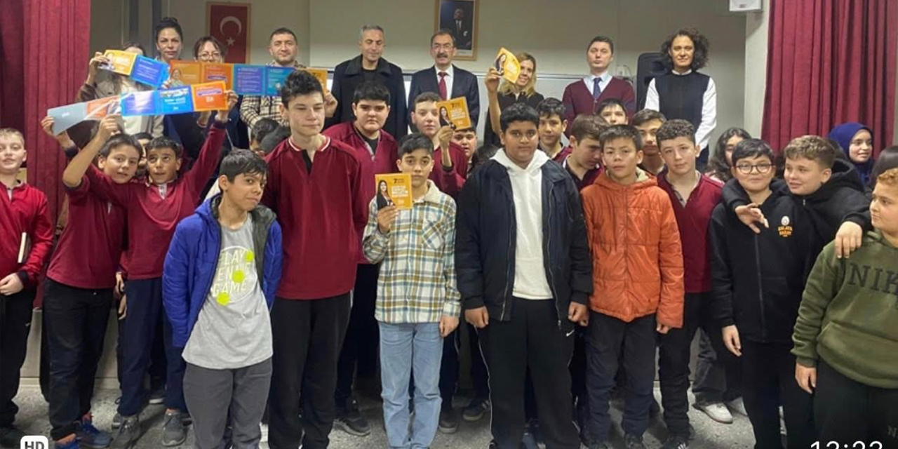 Valilik Açık Kapının çalışmaları öğrencilere anlatıldı