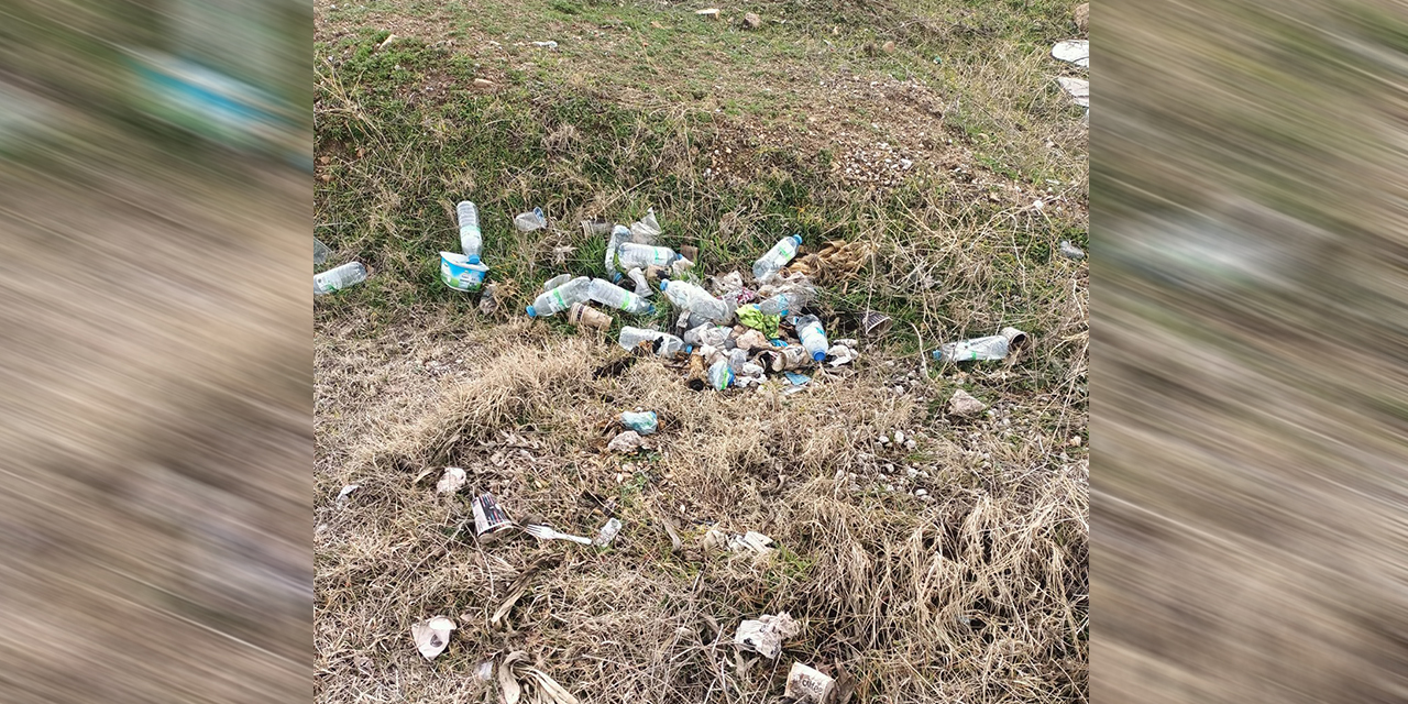 Müsselim Köyü muhtarından çöp isyanı!