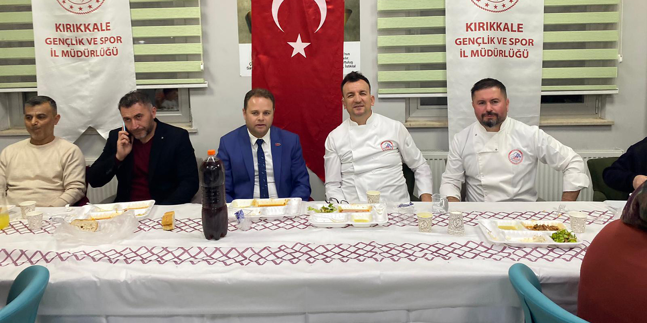Aşçılar ve Kebapçılar Derneği, çocukları ve aileleri iftarda buluşturdu