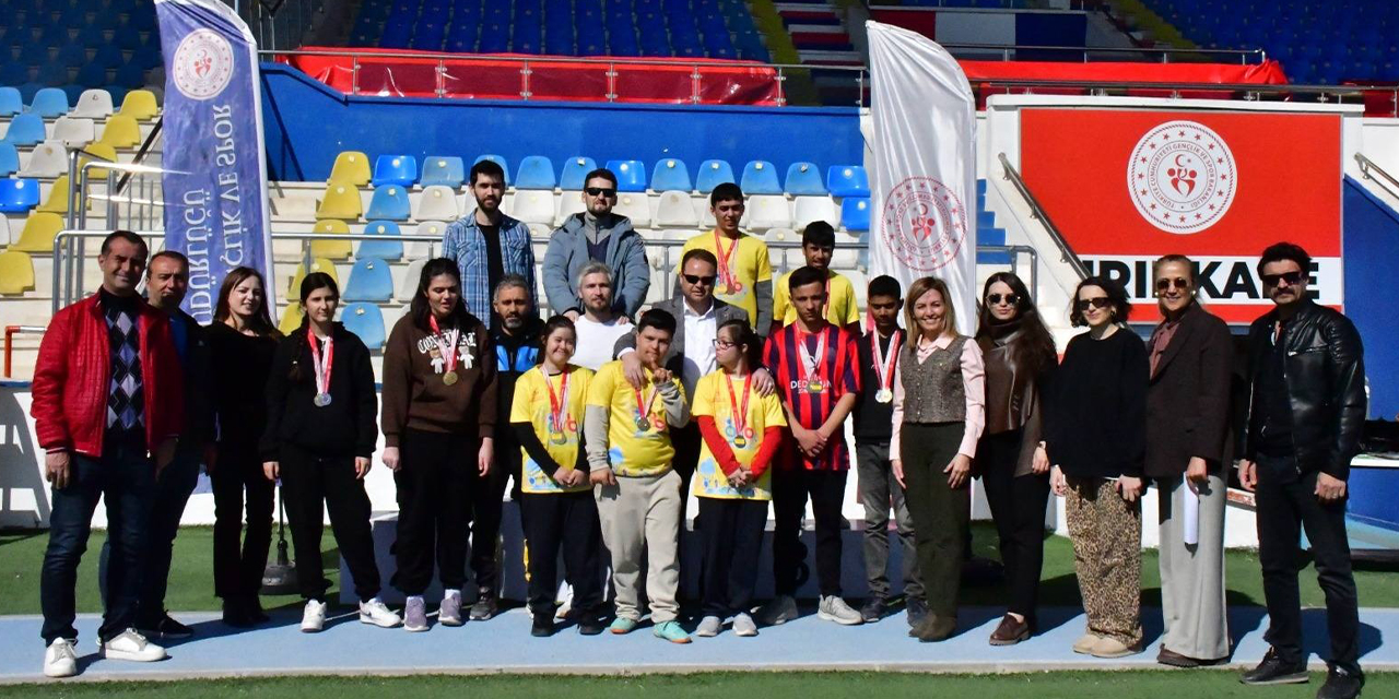 Özel sporcular atletizmde ter döktü