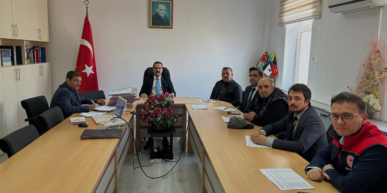 Karakeçili’de Vakıf Mütevelli Heyeti Toplantısı Gerçekleştirildi