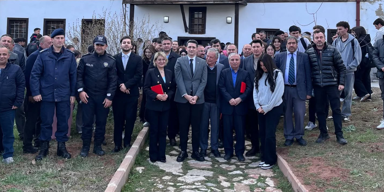 Keskin’de yazarlar öğrencilerle bir araya geldi