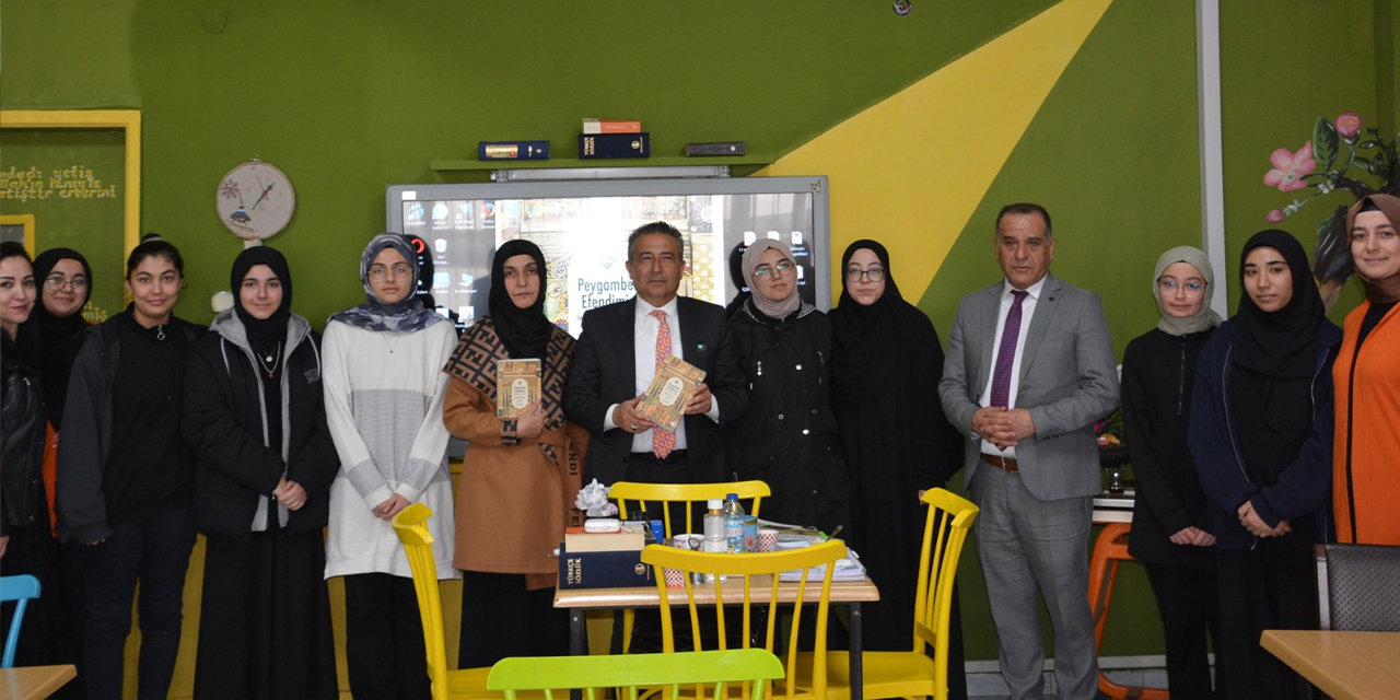 İmam Hatip Liselilerin etkinliği büyük ilgi gördü