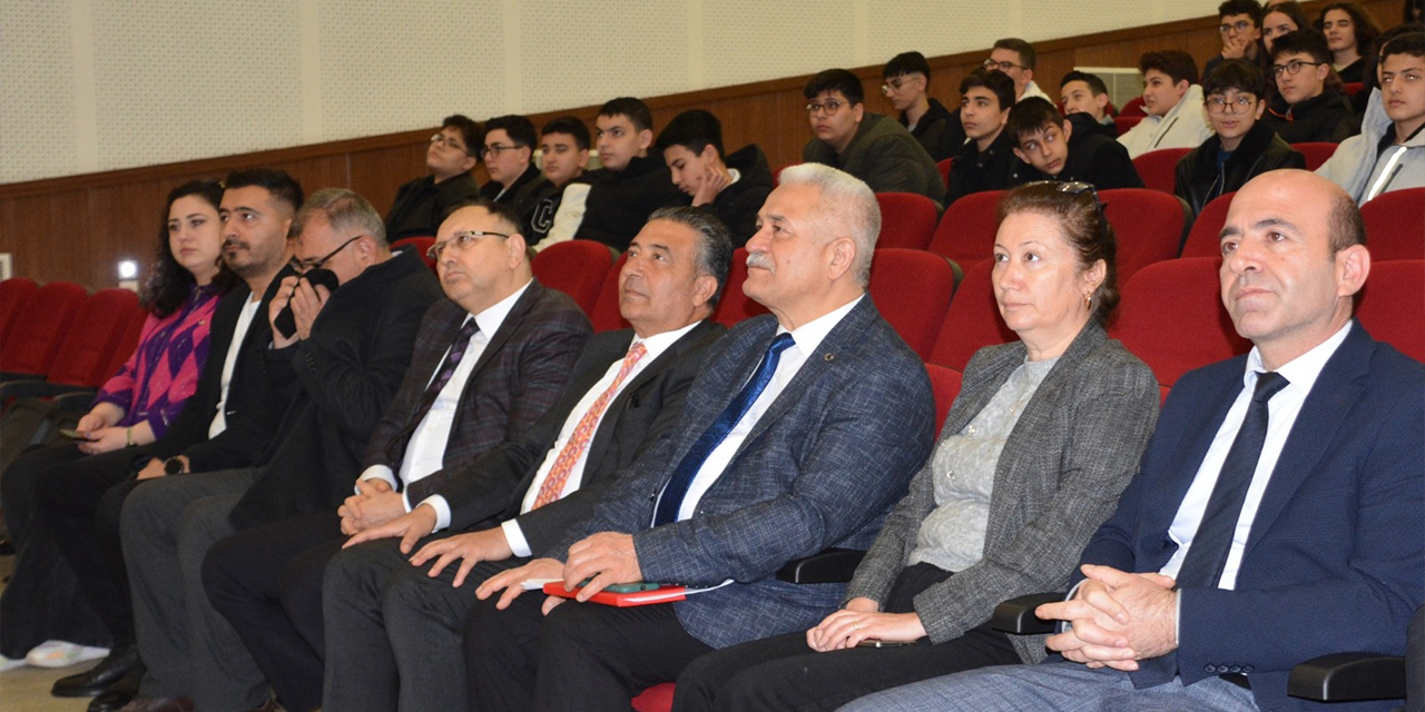 TÜBİTAK bilim söyleşileri gerçekleştirildi