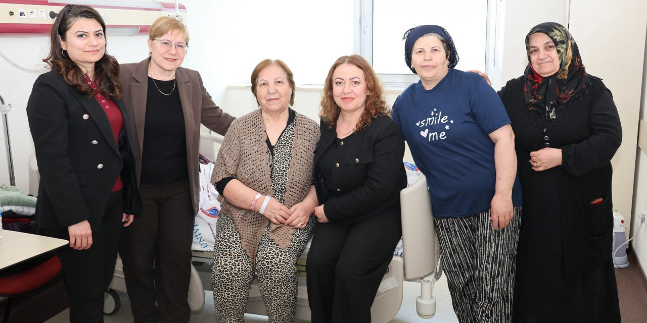 Kırıkkale Belediyesi’nden hastalara moral ziyareti