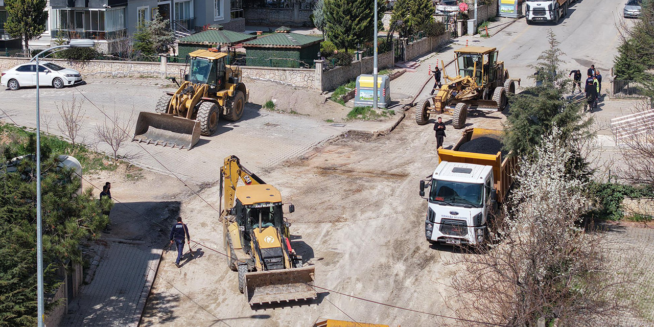 Yeni sezon asfalt çalışmaları başladı