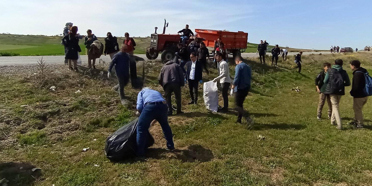 Karakeçili’de çevre seferberliği: 1 Tonu aşan atık toplandı