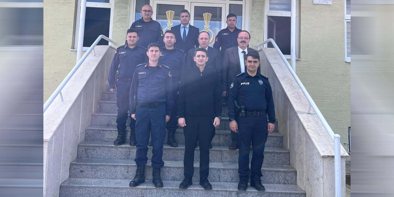 Kaymakam Kayatürk’ten Jandarma Komutanlığına ziyaret