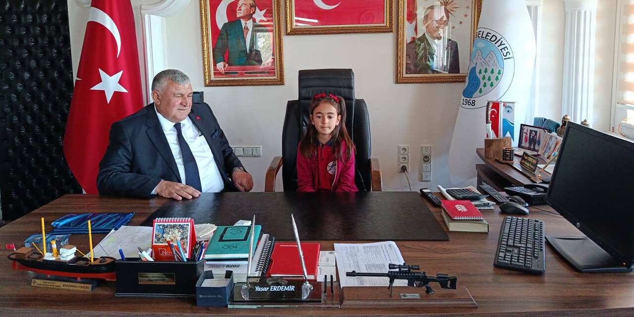 Çelebi’de başkanlık koltuğu çocuklara emanet