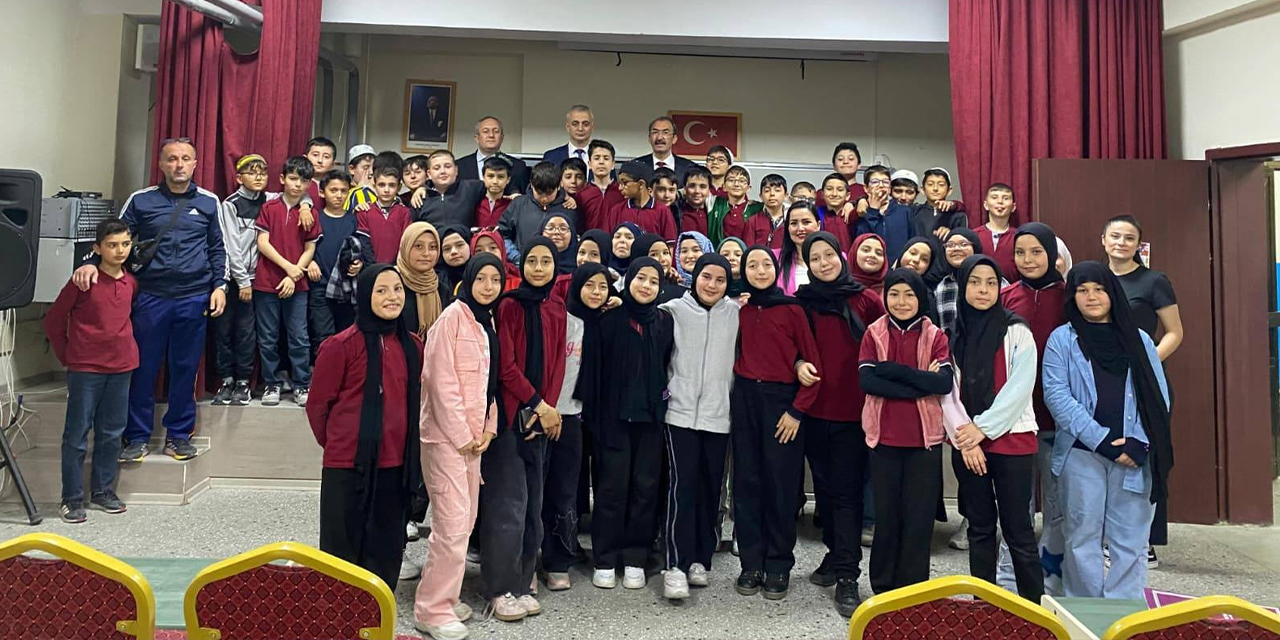 Öğrencilerle birlikte tarımın geleceği konuşuldu