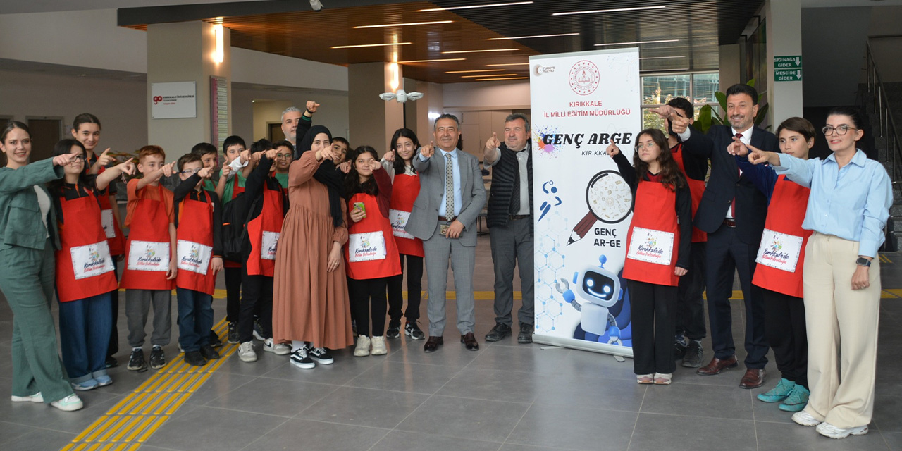 Ortaokul öğrencilerine uygulamalı mühendislik eğitimi