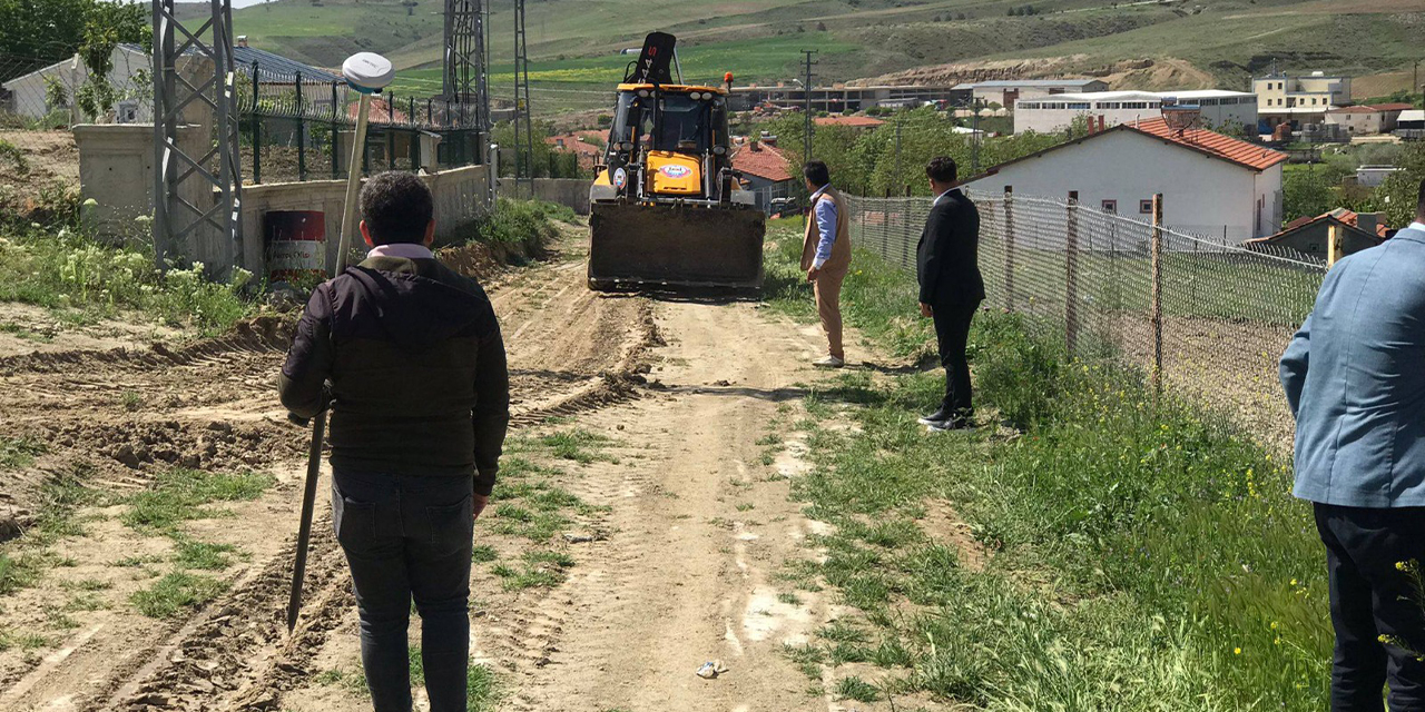 Karakeçili’de açılmayan imar yolları hizmete kazandırılıyor