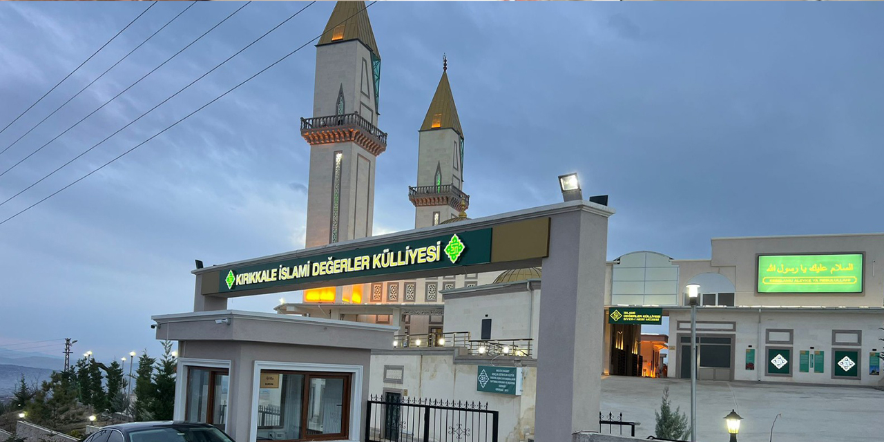 İslami Değerler Külliyesi’nden Toplu Hatim ve Dua Programı