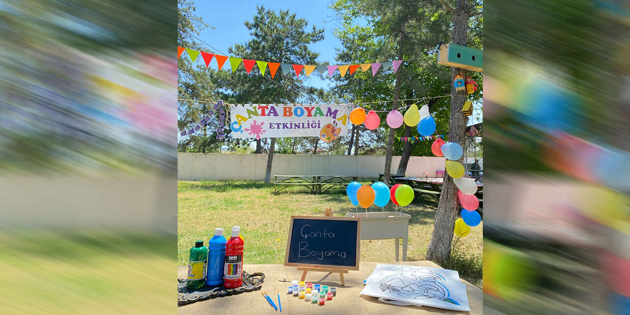 Süleymaniye Okulu'nda Anneler ve Öğrenciler Çanta Boyama Etkinliğinde Buluştu
