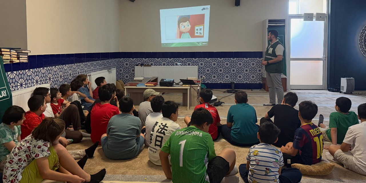 Yeşilay’dan Kırıkkale’de öğrencilere bağımlılıkla mücadele eğitimi