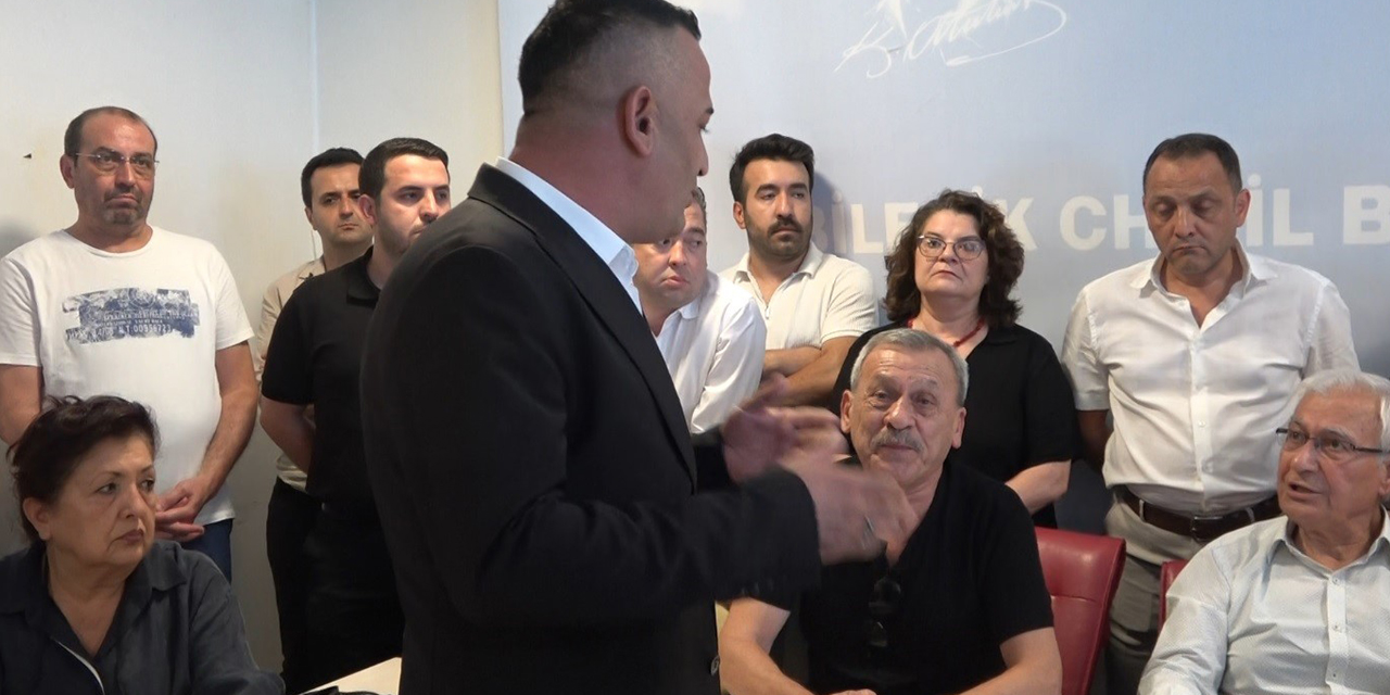 CHP Binasında Tartışma Yaratan Sözler:  “Atanmış Birinin Kabul Edilmemesi Mümkün Değil”