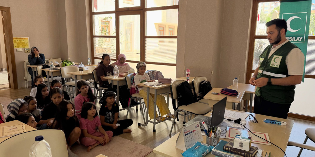 Gençlerden Yeşilay’a destek mesajı: Sağlıklı yaşam için tek ses oldular