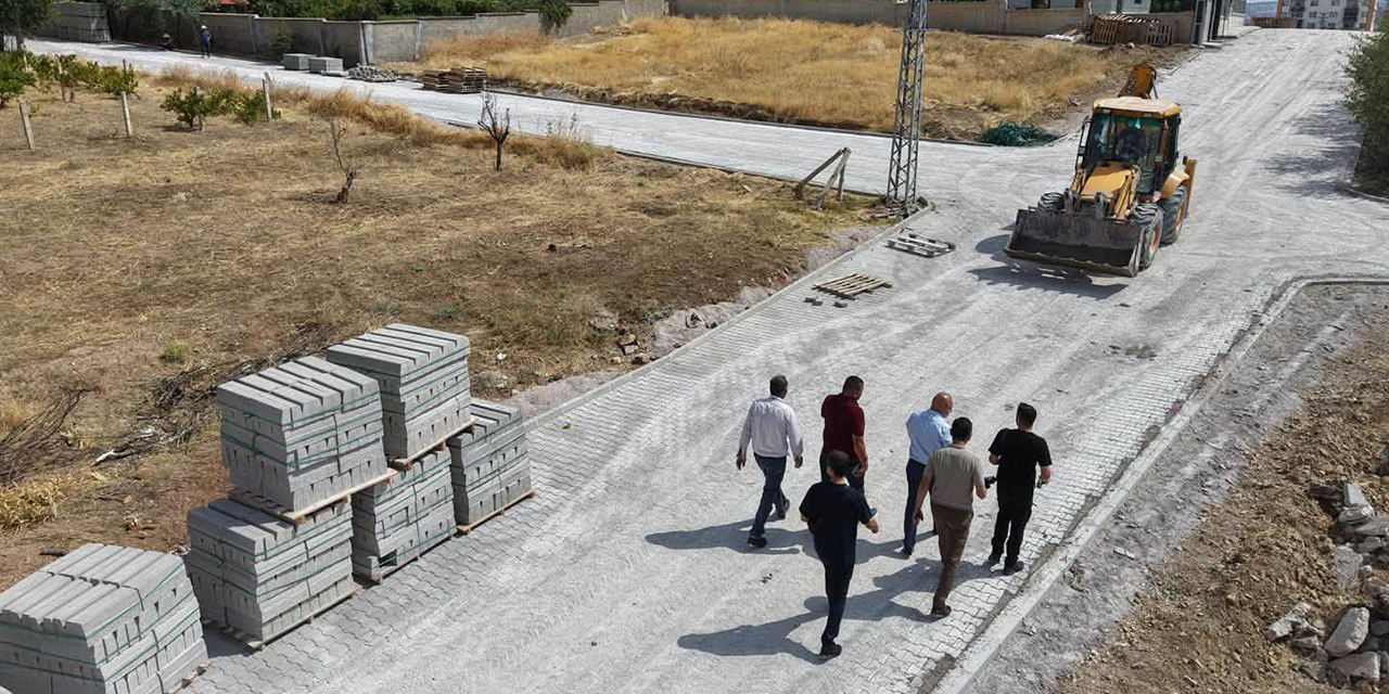 Kırıkkale Gündoğdu Mahallesi’nde yol yenileme çalışmaları başladı