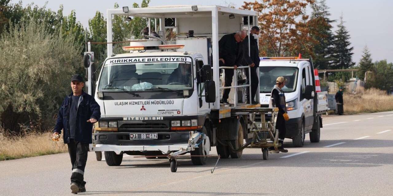 Alparslan Türkeş Bulvarı’nda güvenli ulaşım için çalışma