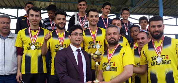 Bahar futbol turnuvası