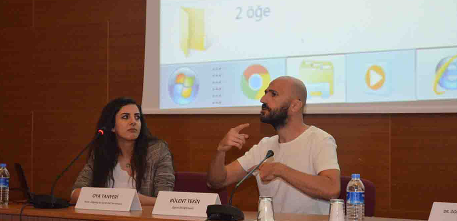 Üniversitede işaret dili eğitimi