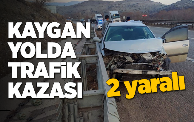 Kaygan yol kazaya neden oldu, 2 yaralı