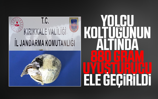 Yolcu koltuğunun altında 880 gram esrar ele geçirildi