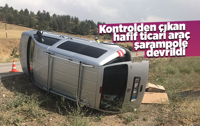 Kontrolden çıkan hafif ticari araç şarampole devrildi