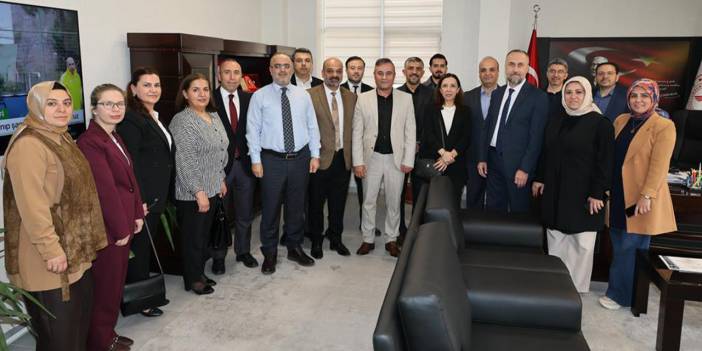 Şahin: “Sağlık çalışanlarının motivasyonu önceliğimiz”