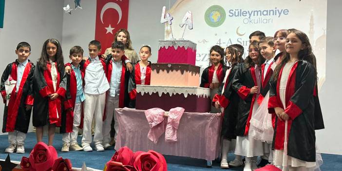 Özel Süleymaniye Koleji'nde mezuniyet coşkusu