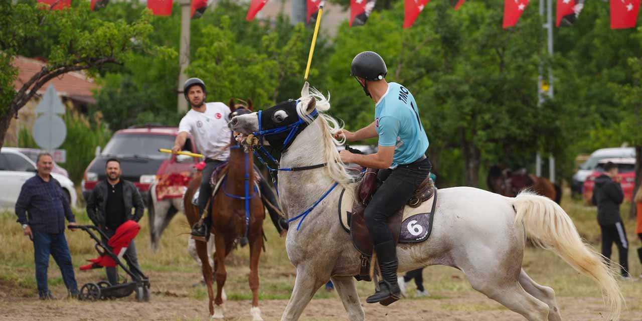 kirikkalede-at-sirtinda-savas-oyunu-2.jpg