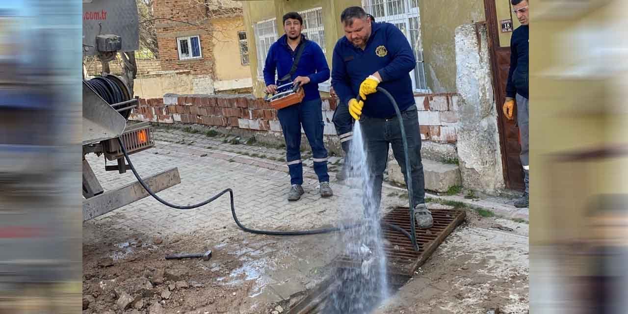 tahliye-kanallari-temizleniyor3.jpg
