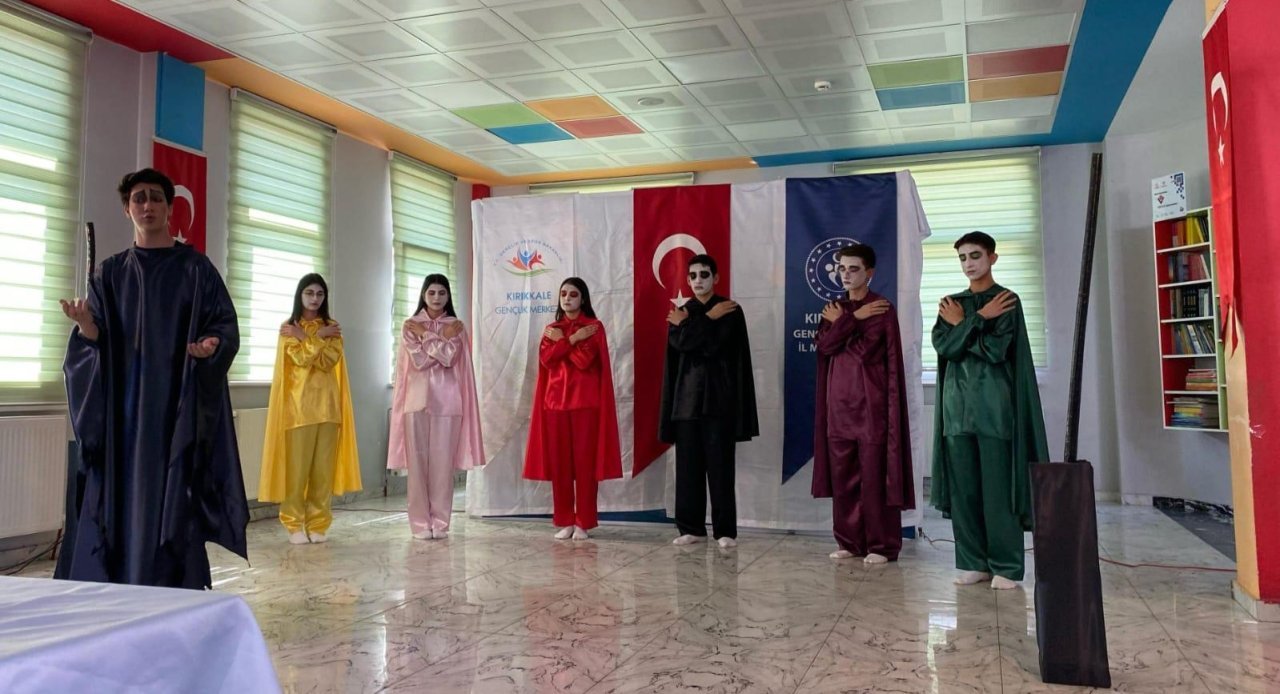 gencler-kultur-ve-sanatla-yaristi-2.jpg