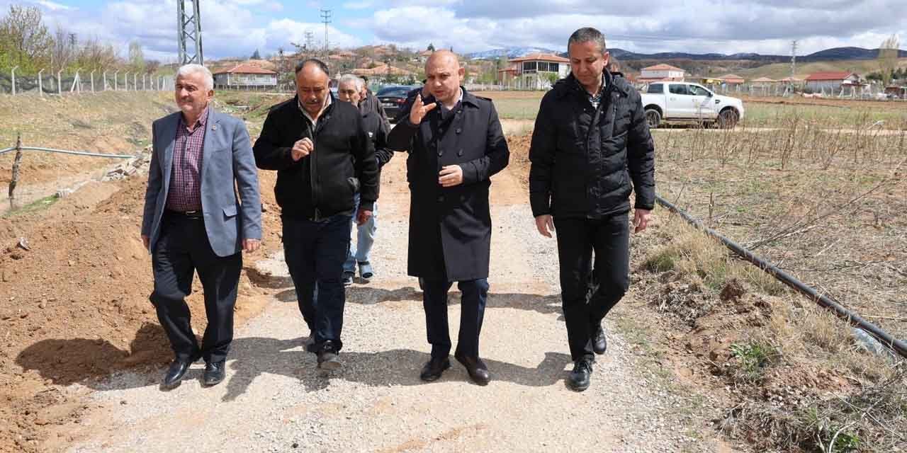 asagimahmutlarin-kanalizasyonu-yenileniyor-2.jpg