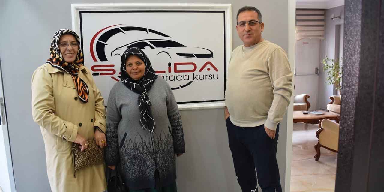 direksiyon-basinda-hayallerine-kostular2.jpg