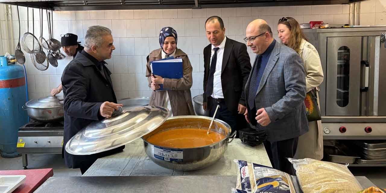 sulakyurtta-yaslilara-sicak-yemek-ulastiriliyor-2.jpg