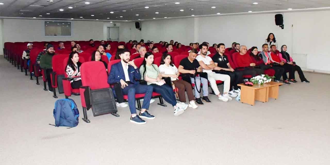 genclik-haftasi-degerlendirmesi-yapildi2.jpg
